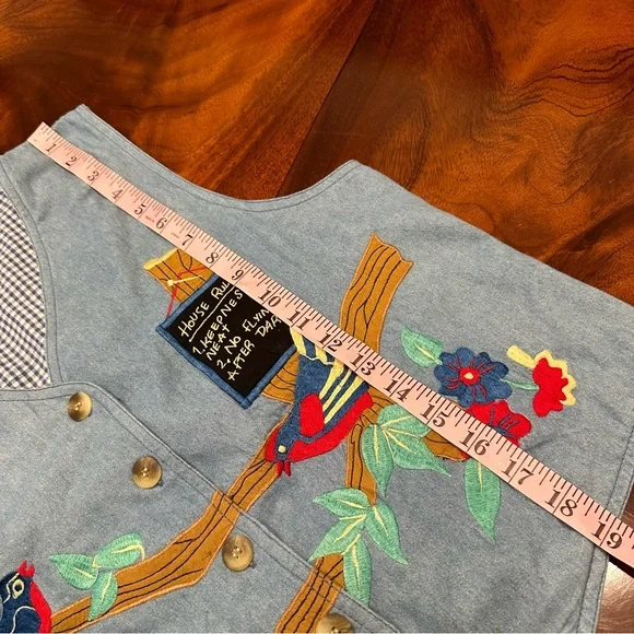 Westbound Embroidered Vest size M - Picture 8 of 8